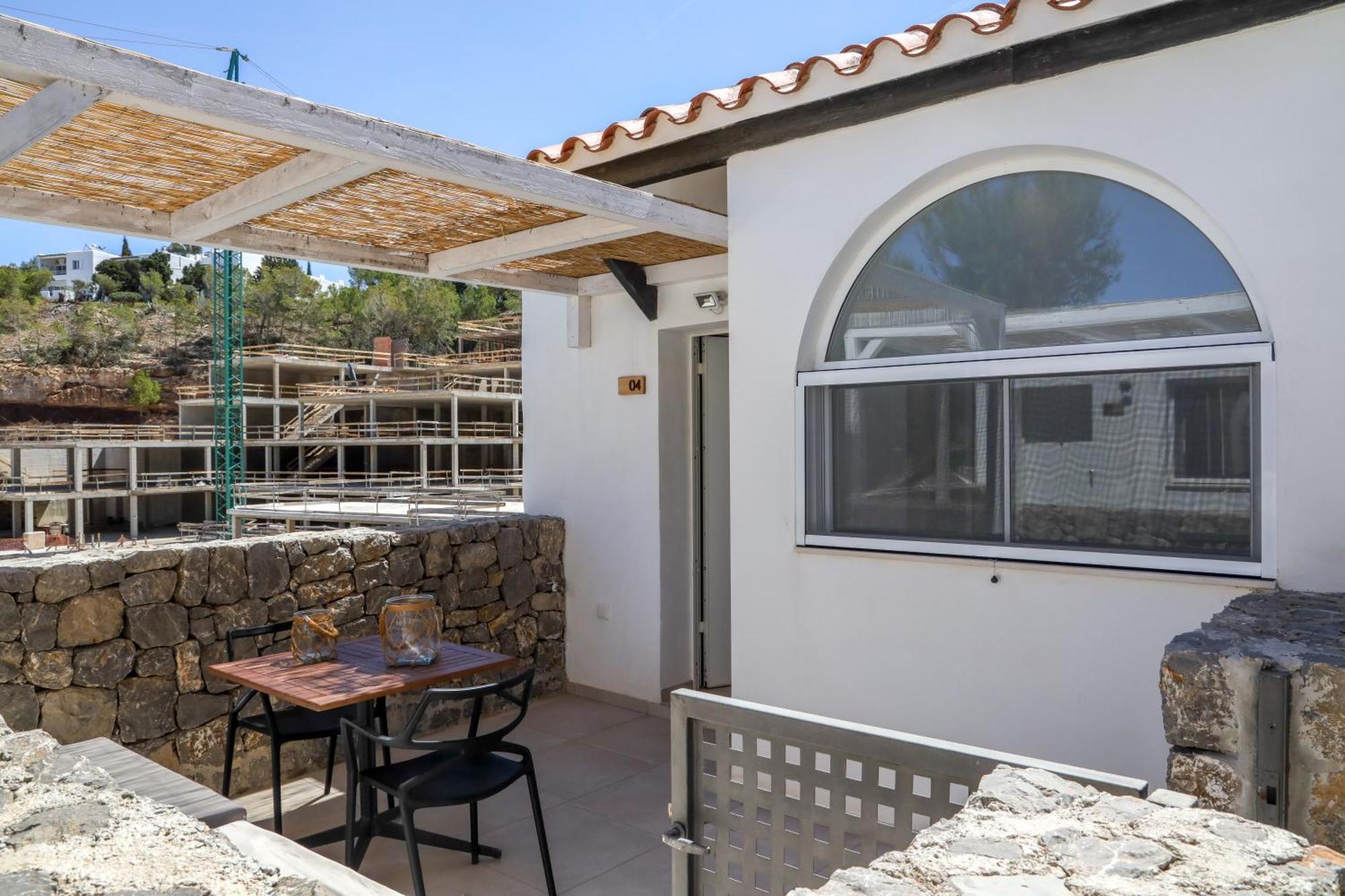 Cala Vadella Beachwalk Suites Exterior photo