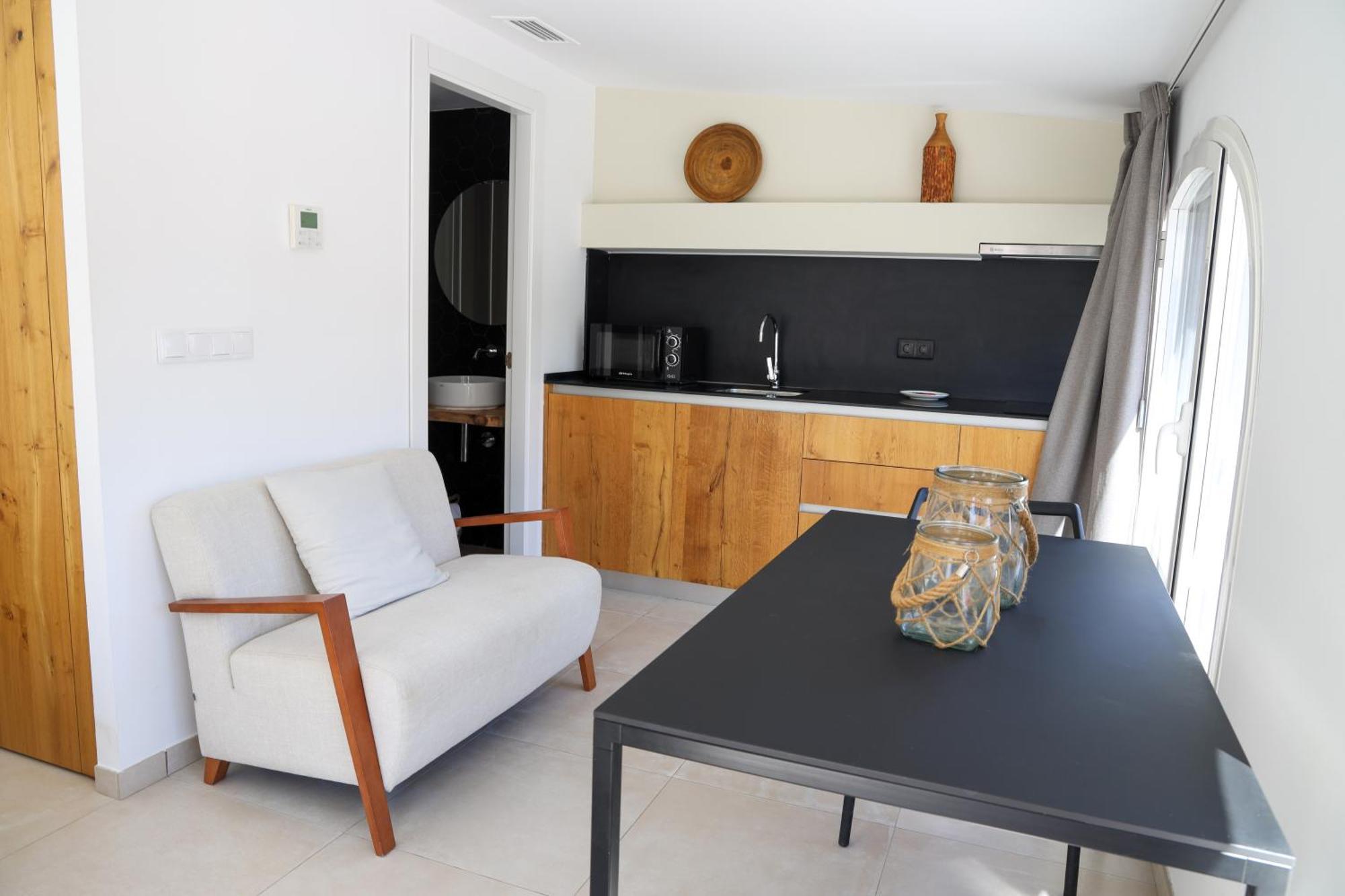 Cala Vadella Beachwalk Suites Room photo